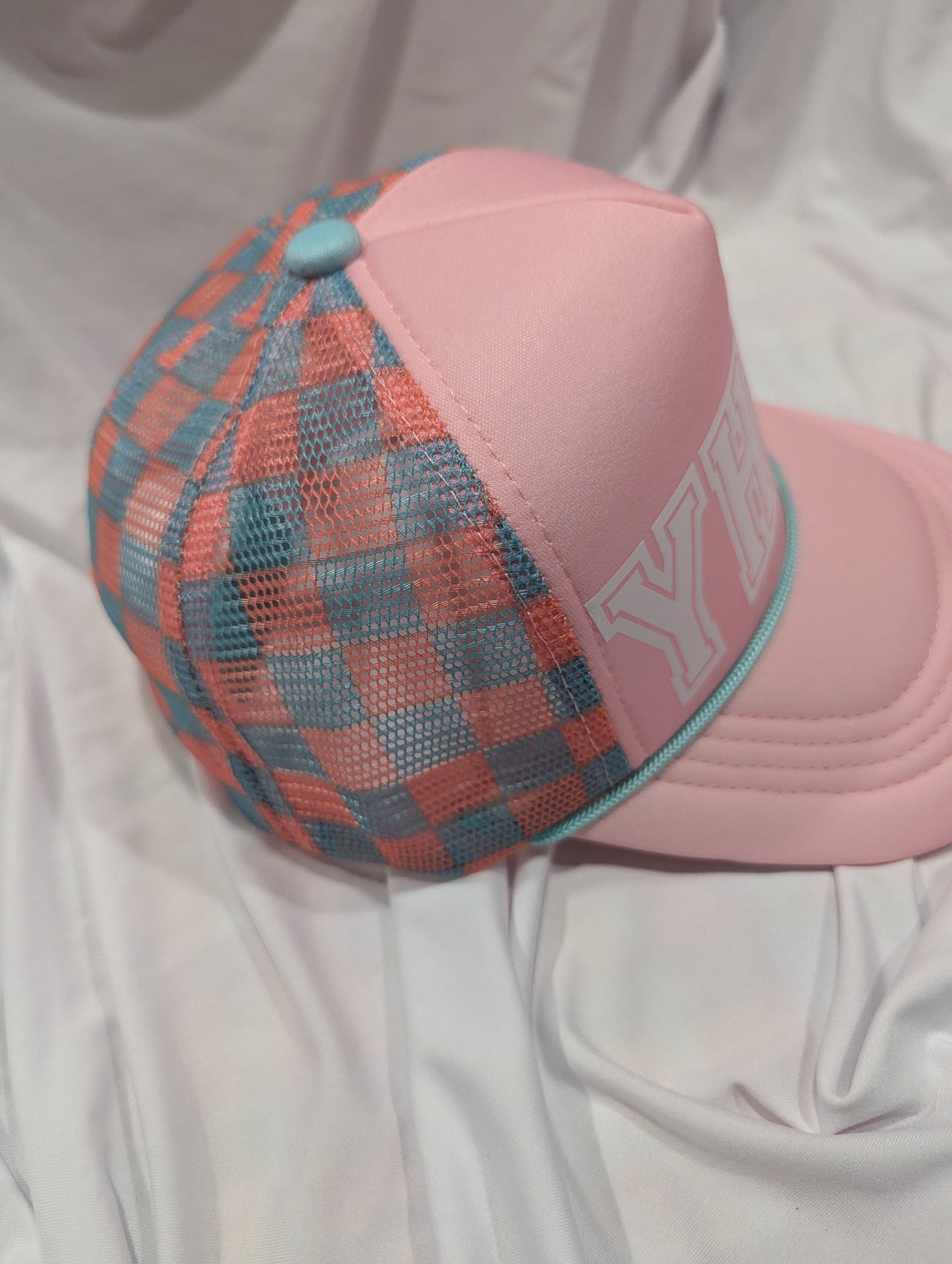 TRUCKER HAT CHECKER FOAM FRONT MESH BACK CAP | 40HW726